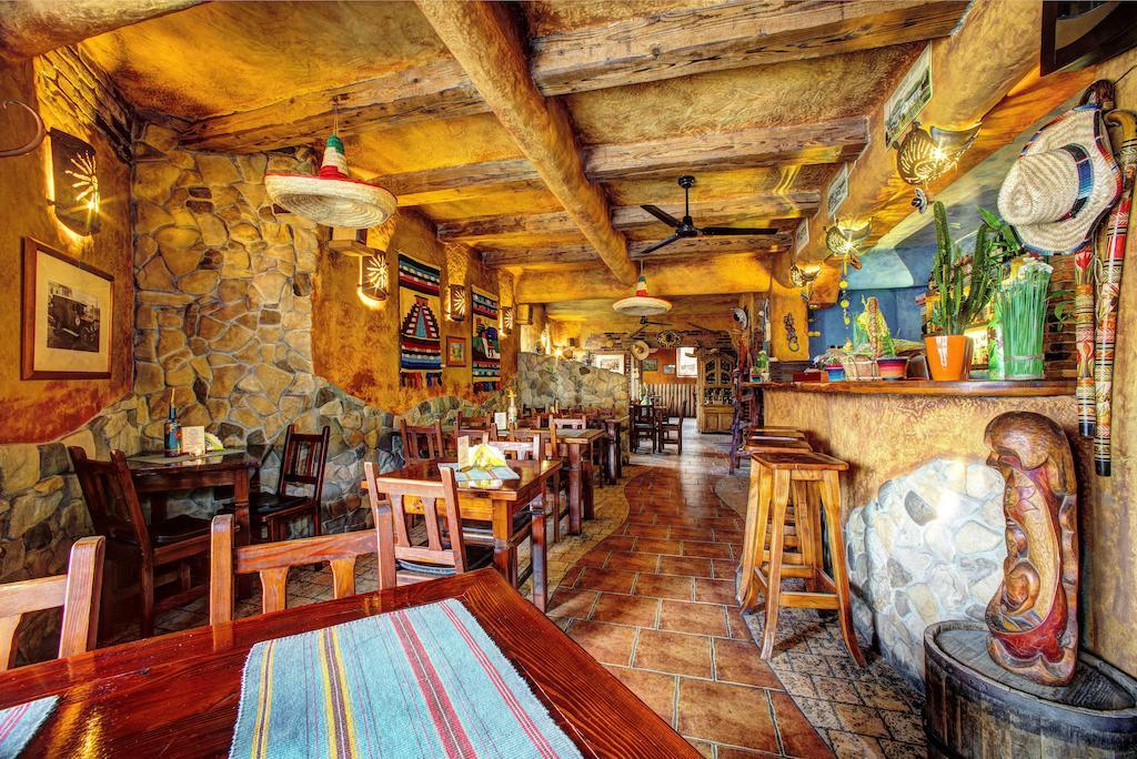 Xavito Bed & Breakfast Санок Екстериор снимка