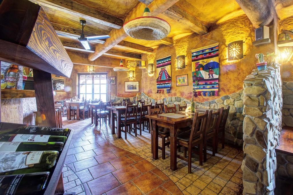 Xavito Bed & Breakfast Санок Екстериор снимка